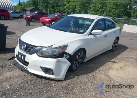2016 Nissan Altima 2.5 Sr z USA, uszkodzony, nr VIN 1N4AL3AP8GC271119